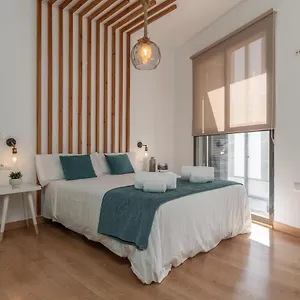 Tuguest Postigo I Catedral - Free Parking Granada